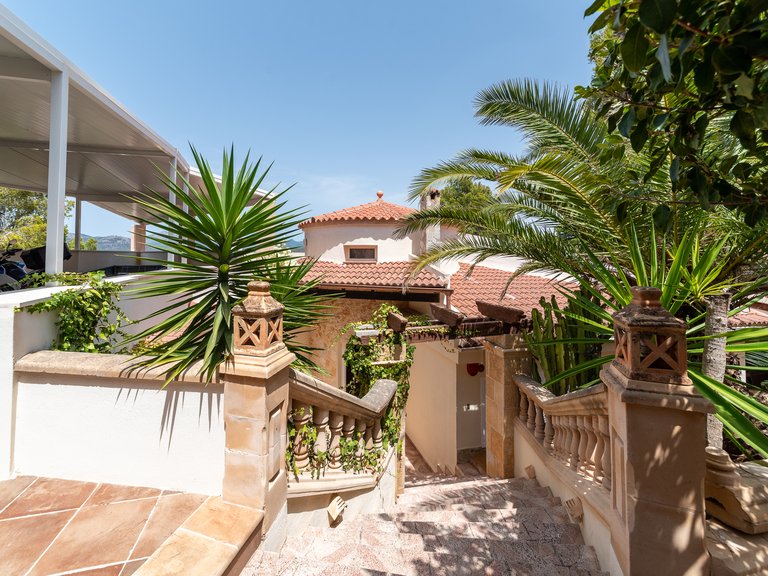 Villa for Sale in Santa Ponsa, Balearic Islands 11