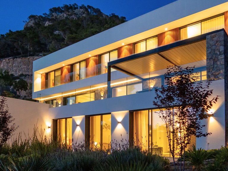 Villa for Sale in Puerto De Andratx, Balearic Islands 32