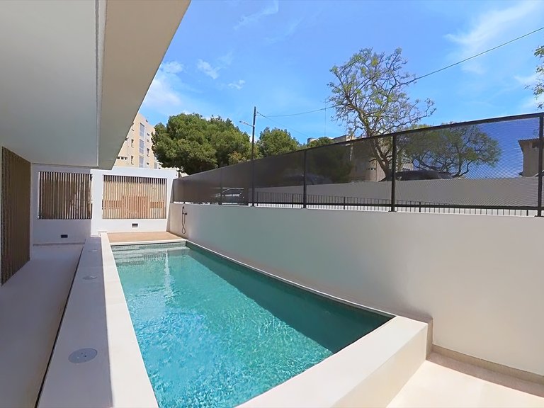Apartment for Sale in El Terreno, Balearic Islands 1