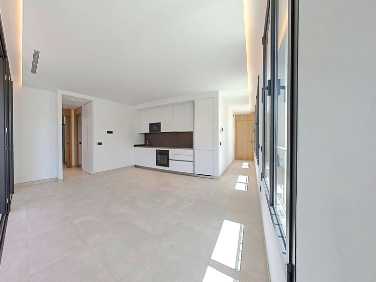 Apartment for Sale in El Terreno, Balearic Islands 4