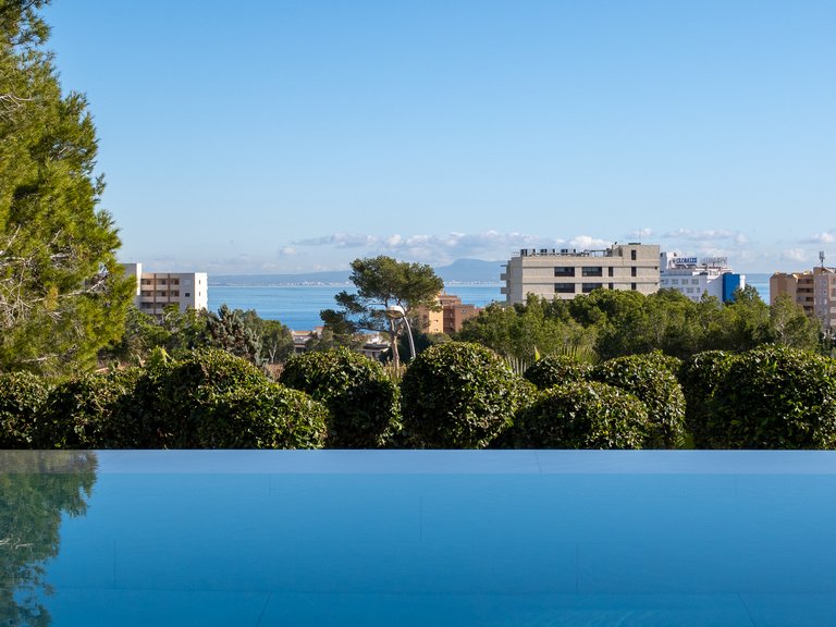 Villa for Sale in Palmanova, Balearic Islands 30
