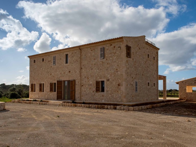 Country House for Sale in Ses Salines, Balearic Islands 7