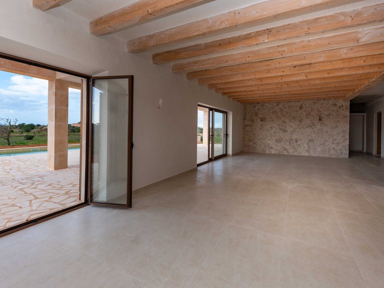 Country House for Sale in Ses Salines, Balearic Islands 8