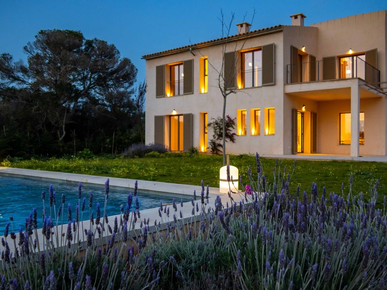 Country House for Sale in Santanyí, Balearic Islands 1