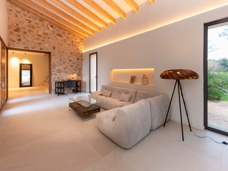 Country House for Sale in Santanyí, Balearic Islands 10