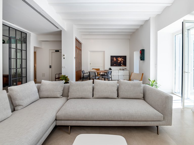 Villa for Sale in Molinar & Portixol, Balearic Islands 6