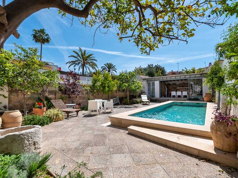 Villa for Sale in Molinar & Portixol, Balearic Islands 2