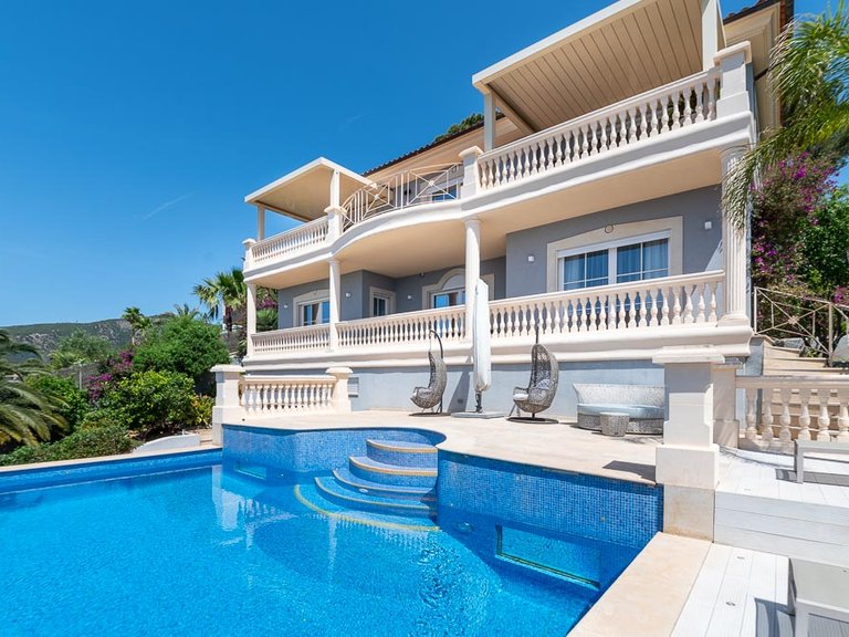 Villa for Sale in Costa D´en Blanes, Balearic Islands 8