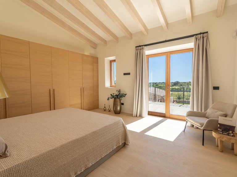 Country House for Sale in Llombards, Balearic Islands 30