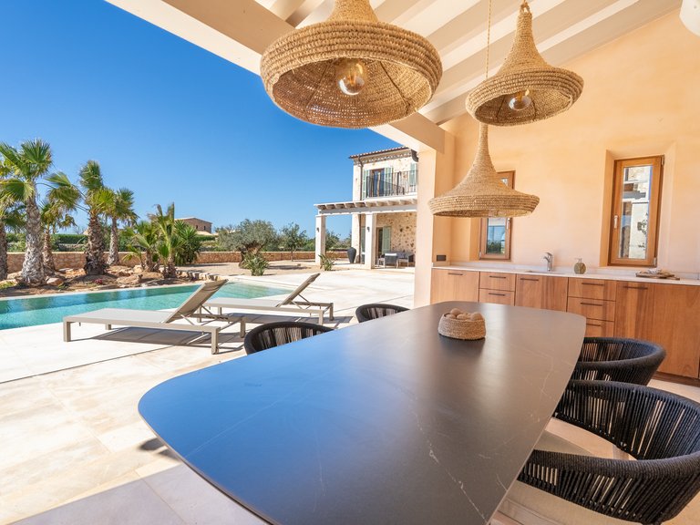 Country House for Sale in Llombards, Balearic Islands 9