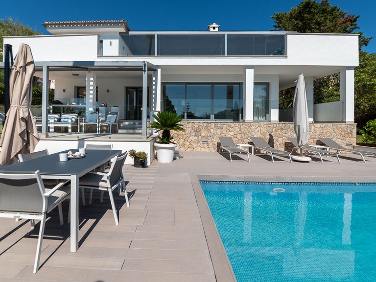 Villa for Sale in Santa Ponsa, Balearic Islands 4