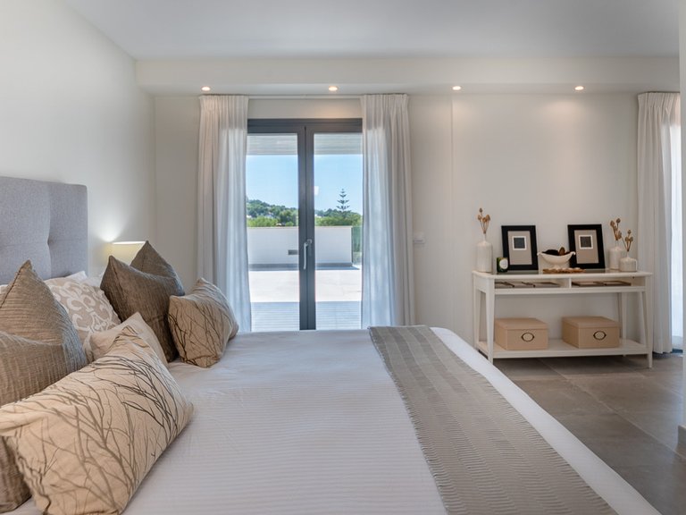 Villa for Sale in Santa Ponsa, Balearic Islands 13