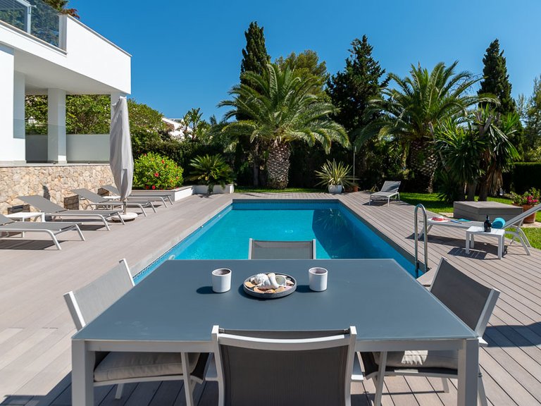 Villa for Sale in Santa Ponsa, Balearic Islands 3