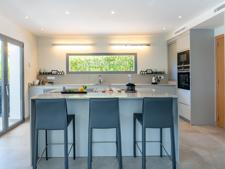 Villa for Sale in Santa Ponsa, Balearic Islands 10
