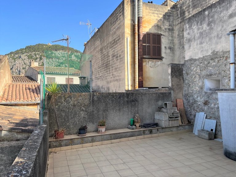 Town House for Sale in Pollensa, Balearic Islands 1