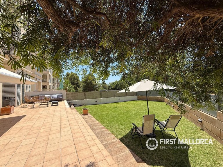 Apartment for Rent in Bonanova & Son Armadans, Balearic Islands 4