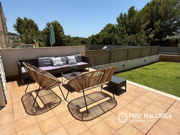 Apartment for Rent in Bonanova & Son Armadans, Balearic Islands 1