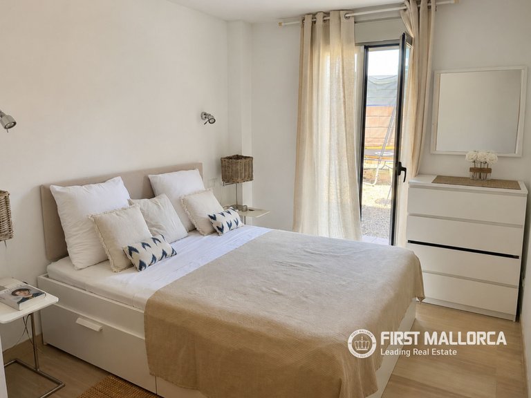 Apartment for Rent in Bonanova & Son Armadans, Balearic Islands 7