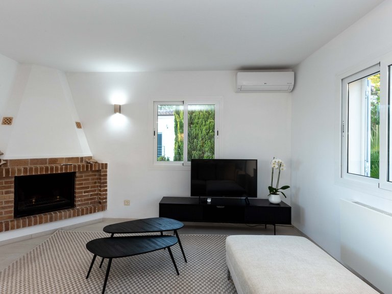 Villa for Sale in Paguera, Balearic Islands 11