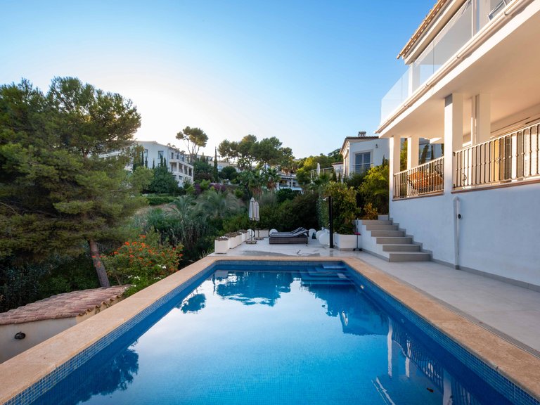 Villa for Sale in Paguera, Balearic Islands 2