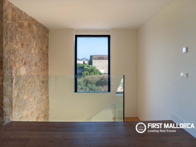 Villa for Sale in Puerto De Pollensa, Balearic Islands 13