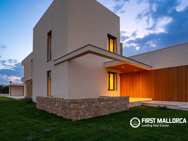 Villa for Sale in Puerto De Pollensa, Balearic Islands 35