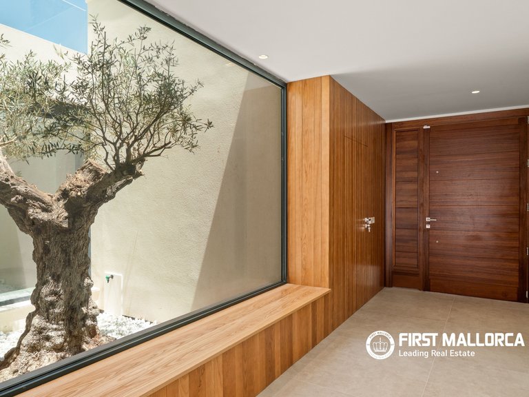 Villa for Sale in Puerto De Pollensa, Balearic Islands 10