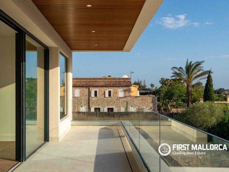 Villa for Sale in Puerto De Pollensa, Balearic Islands 28