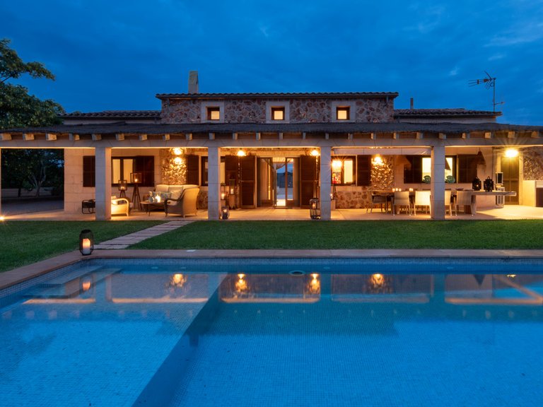 Country House for Sale in Campos, Balearic Islands 3