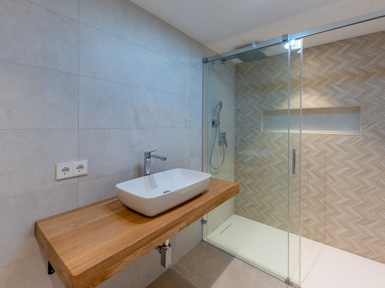 Villa for Sale in Santa Ponsa, Balearic Islands 19