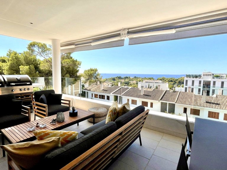 Apartment for Rent in Bonanova & Son Armadans, Balearic Islands 2