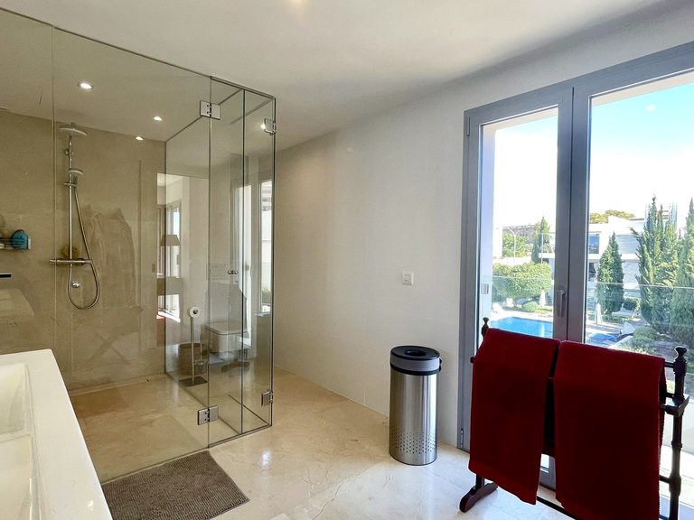 Apartment for Rent in Bonanova & Son Armadans, Balearic Islands 11