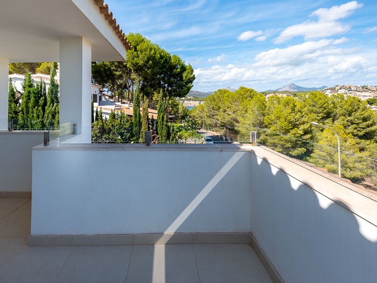 Villa for Sale in Santa Ponsa, Balearic Islands 30