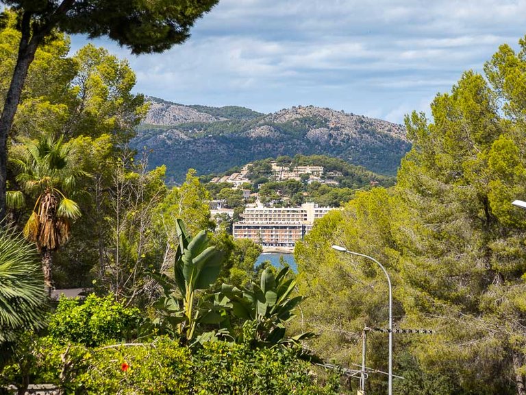 Villa for Sale in Santa Ponsa, Balearic Islands 31