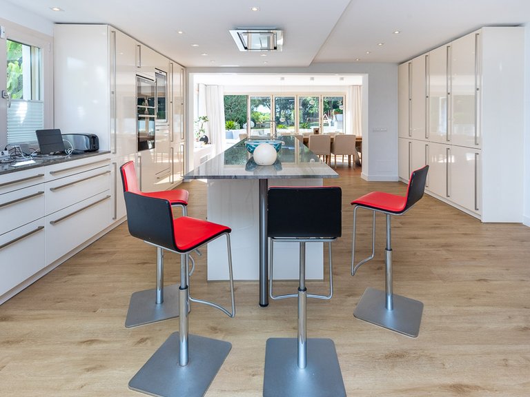 Villa for Sale in Santa Ponsa, Balearic Islands 16