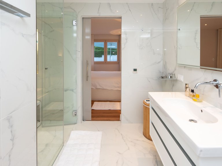 Villa for Sale in Santa Ponsa, Balearic Islands 37