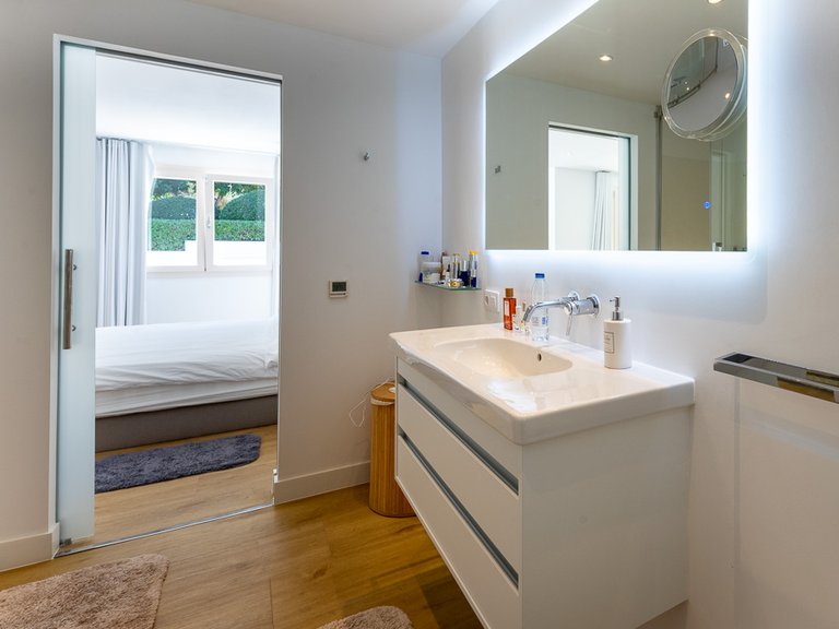 Villa for Sale in Santa Ponsa, Balearic Islands 25