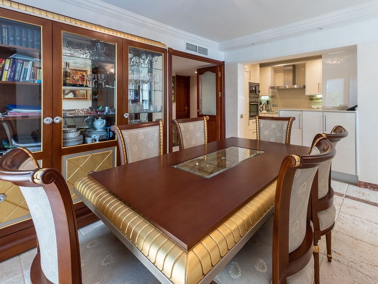 Apartment for Sale in Illetes, Balearic Islands 5