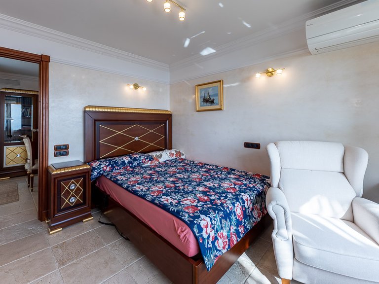 Apartment for Sale in Illetes, Balearic Islands 9