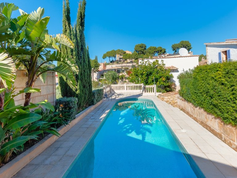 Villa for Sale in Bonanova & Son Armadans, Balearic Islands 1