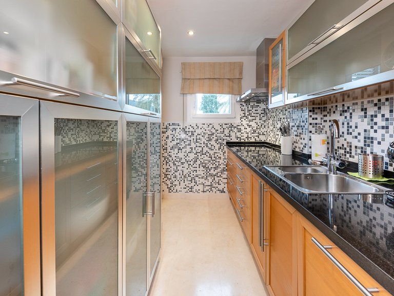 Apartment for Rent in Portals Nous, Balearic Islands 4