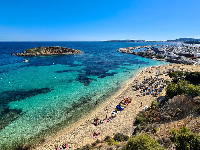 Apartment for Rent in Portals Nous, Balearic Islands 10