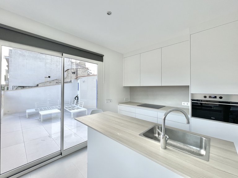 Apartment for Rent in Palma De Mallorca, Balearic Islands 4