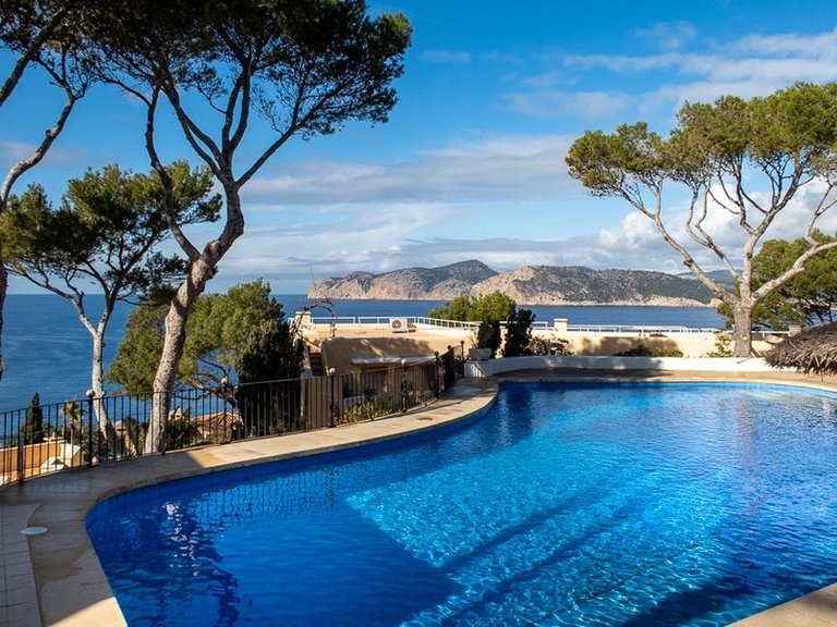 Villa for Sale in Santa Ponsa, Balearic Islands 20