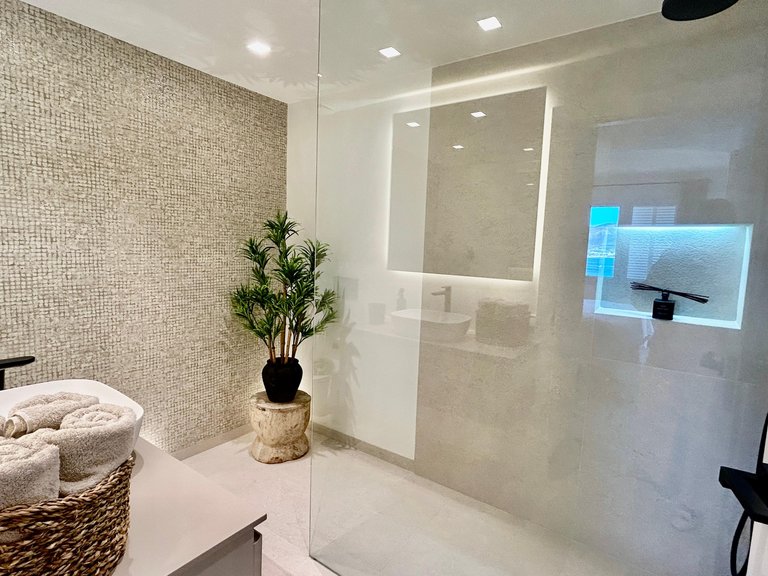 Villa for Sale in Santa Ponsa, Balearic Islands 14