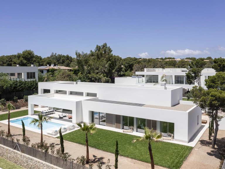 Villa for Sale in Sol De Mallorca, Balearic Islands 1
