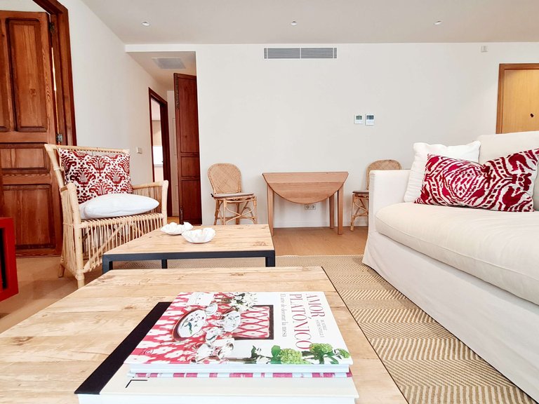 Apartment for Rent in Santa Catalina, Balearic Islands 6