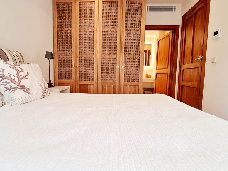 Apartment for Rent in Santa Catalina, Balearic Islands 9