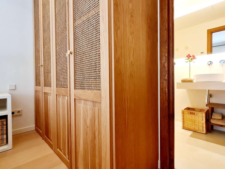 Apartment for Rent in Santa Catalina, Balearic Islands 10