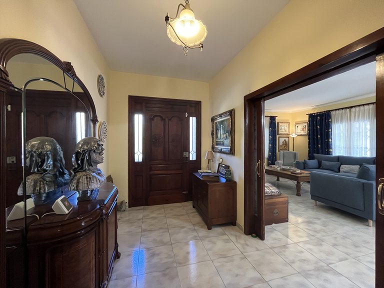 Villa for Sale in Santa Ponsa, Balearic Islands 5